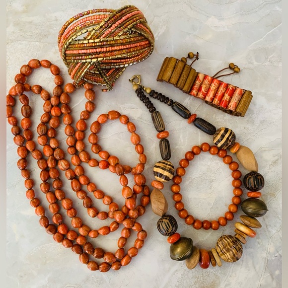 Hand Crafted Jewelry - ❤️#6 Handcrafted Necklace and Bracelet Set